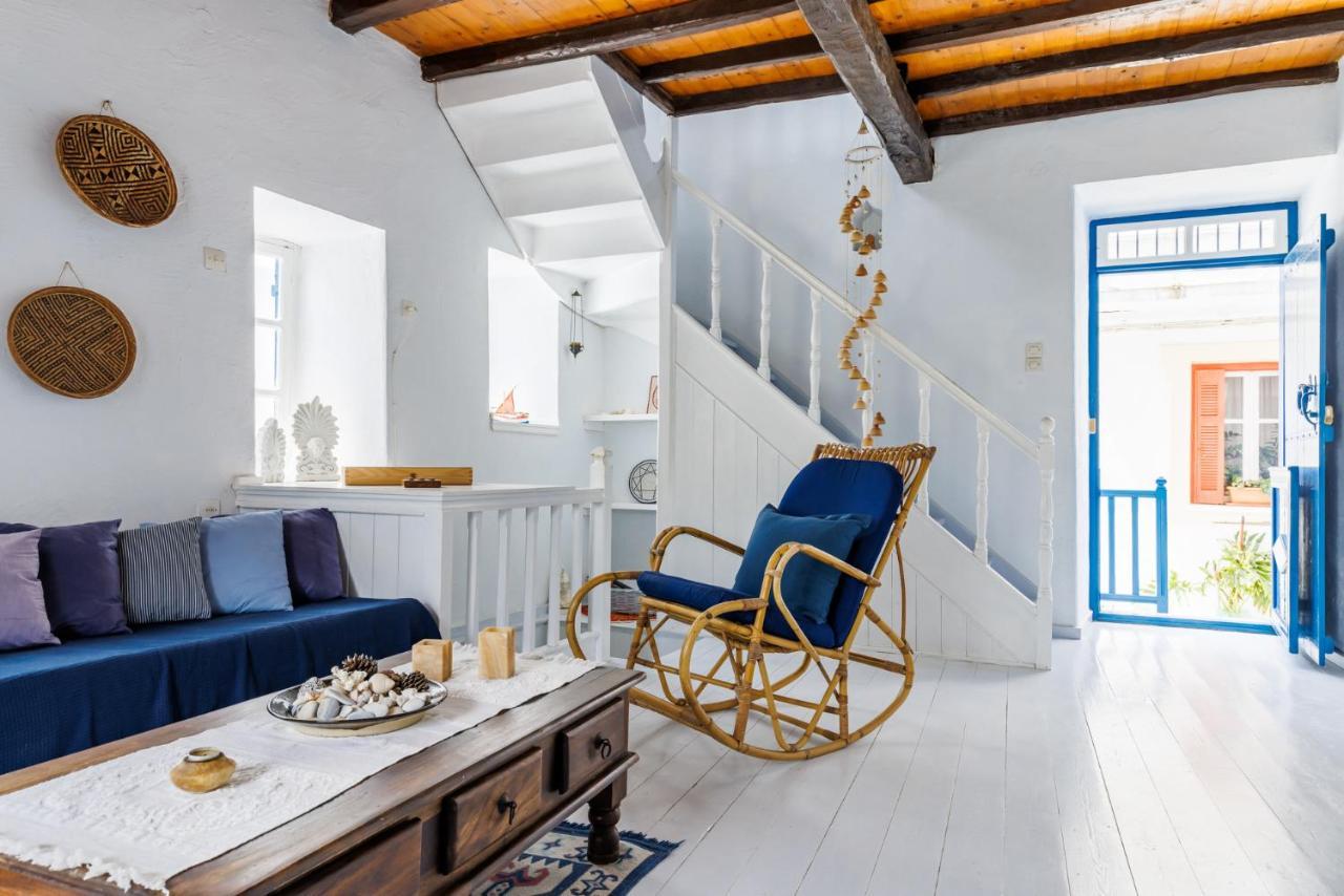 Villa The Lemon Tree House à Skopelos Extérieur photo
