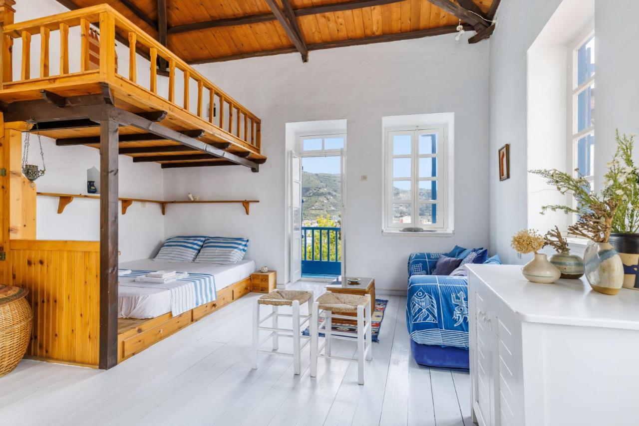 Villa The Lemon Tree House à Skopelos Extérieur photo