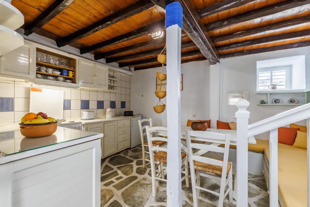 Villa The Lemon Tree House à Skopelos Extérieur photo
